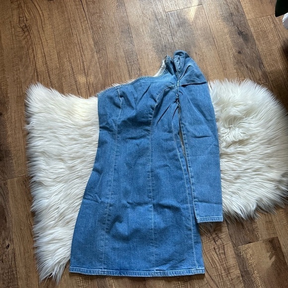 GRLFRND Ellie Dress In No Limits - Picture 2 of 5